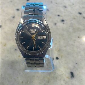 Seiko 5 Automatic Day Date Watch